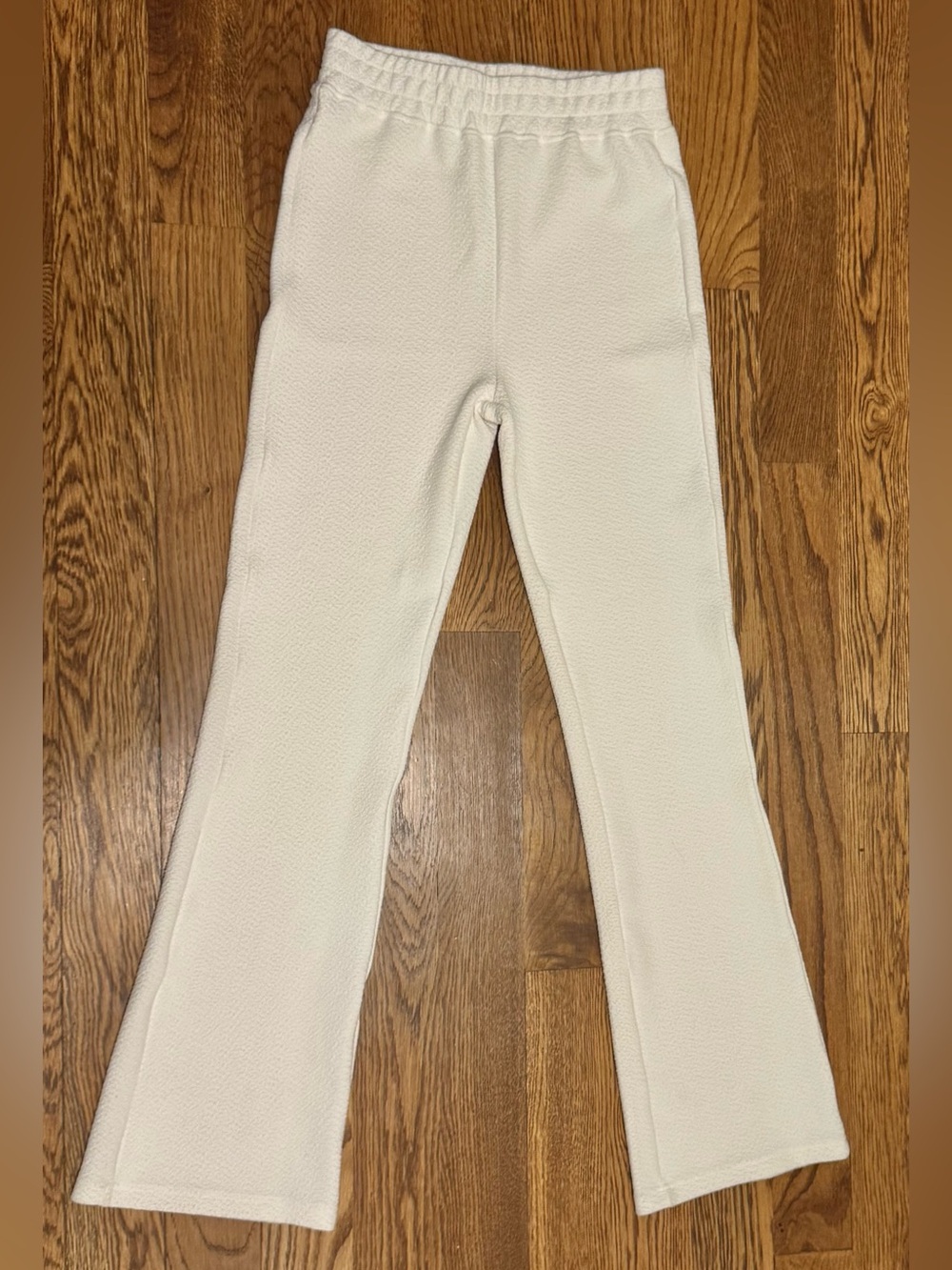 White Fitted Stretchy Pants